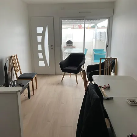Maison Plein Centre-ville Menage Inclu