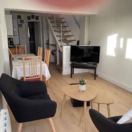 Prázdninový dům Maison Plein Centre-ville Menage Inclu